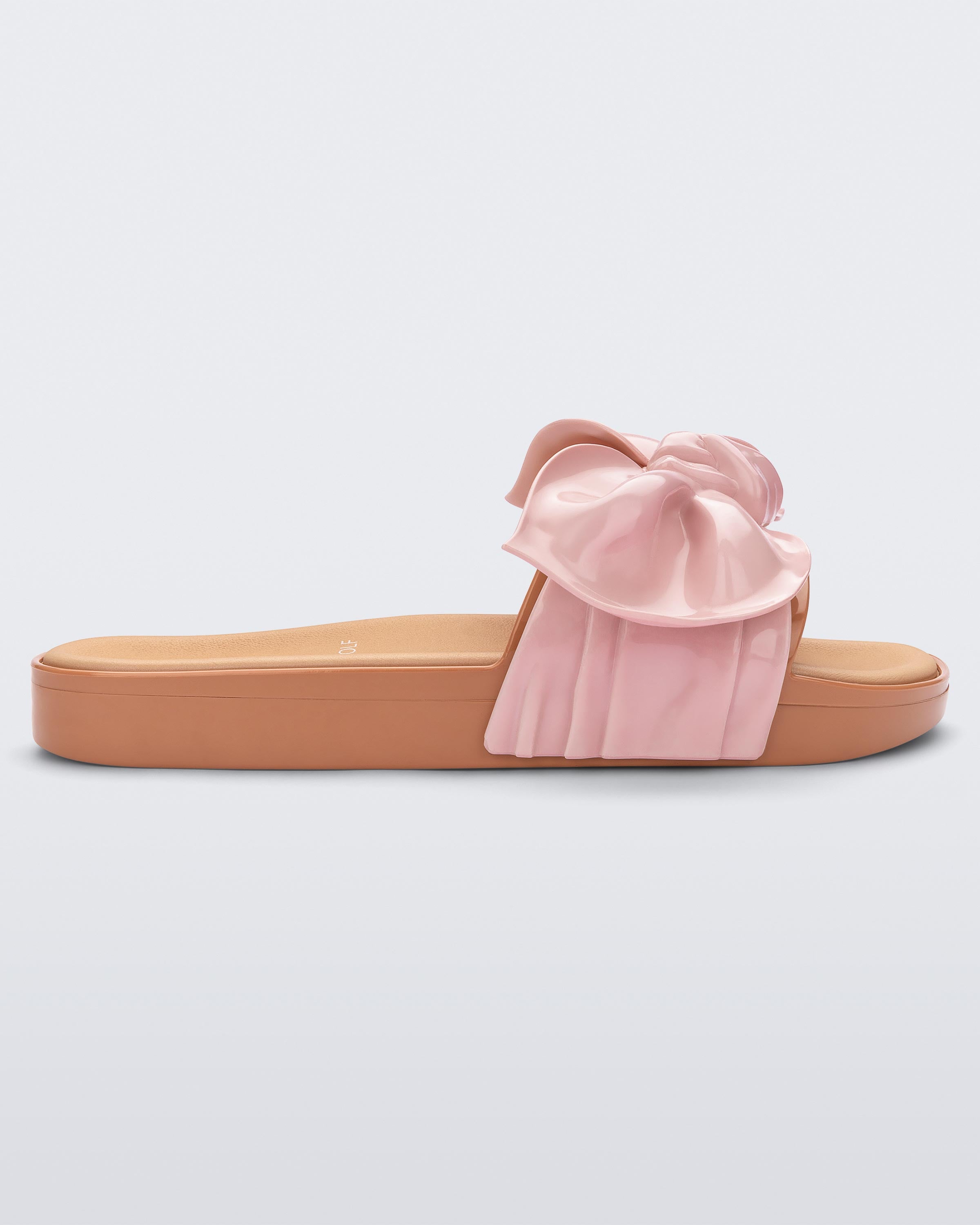 Tie Beach