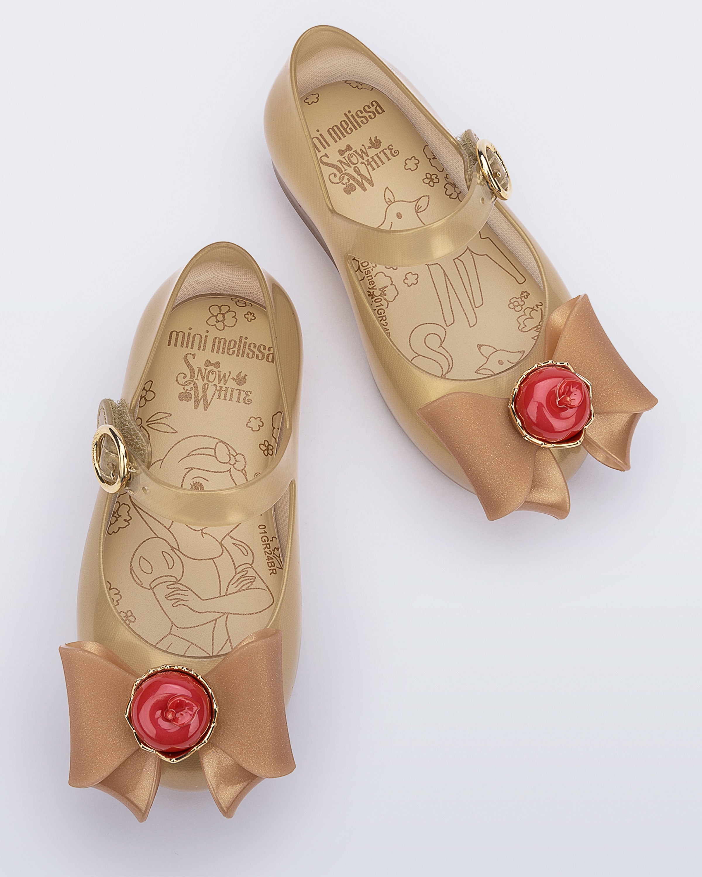 Sweet Love Snow White